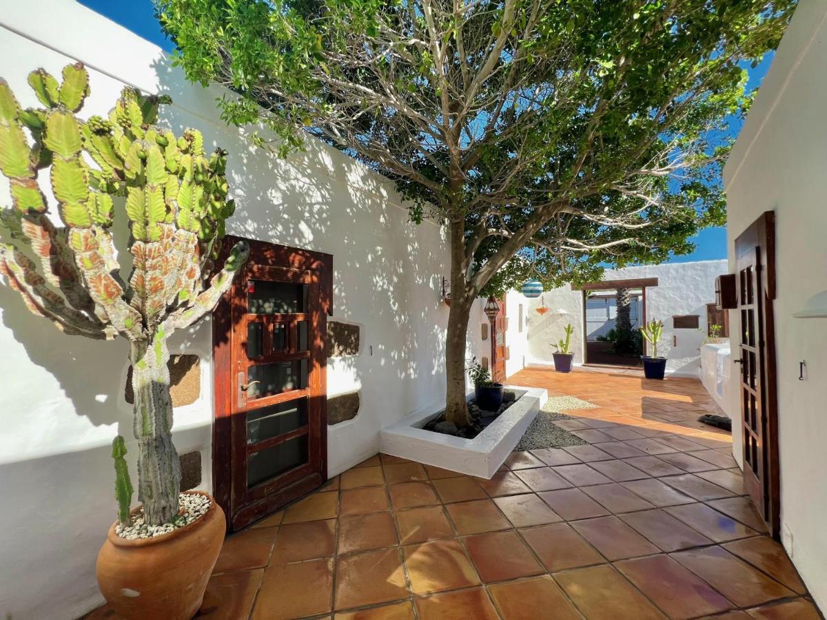 Stylish Getaway With Secluded Patio In Lava Finca Uga Εξωτερικό φωτογραφία