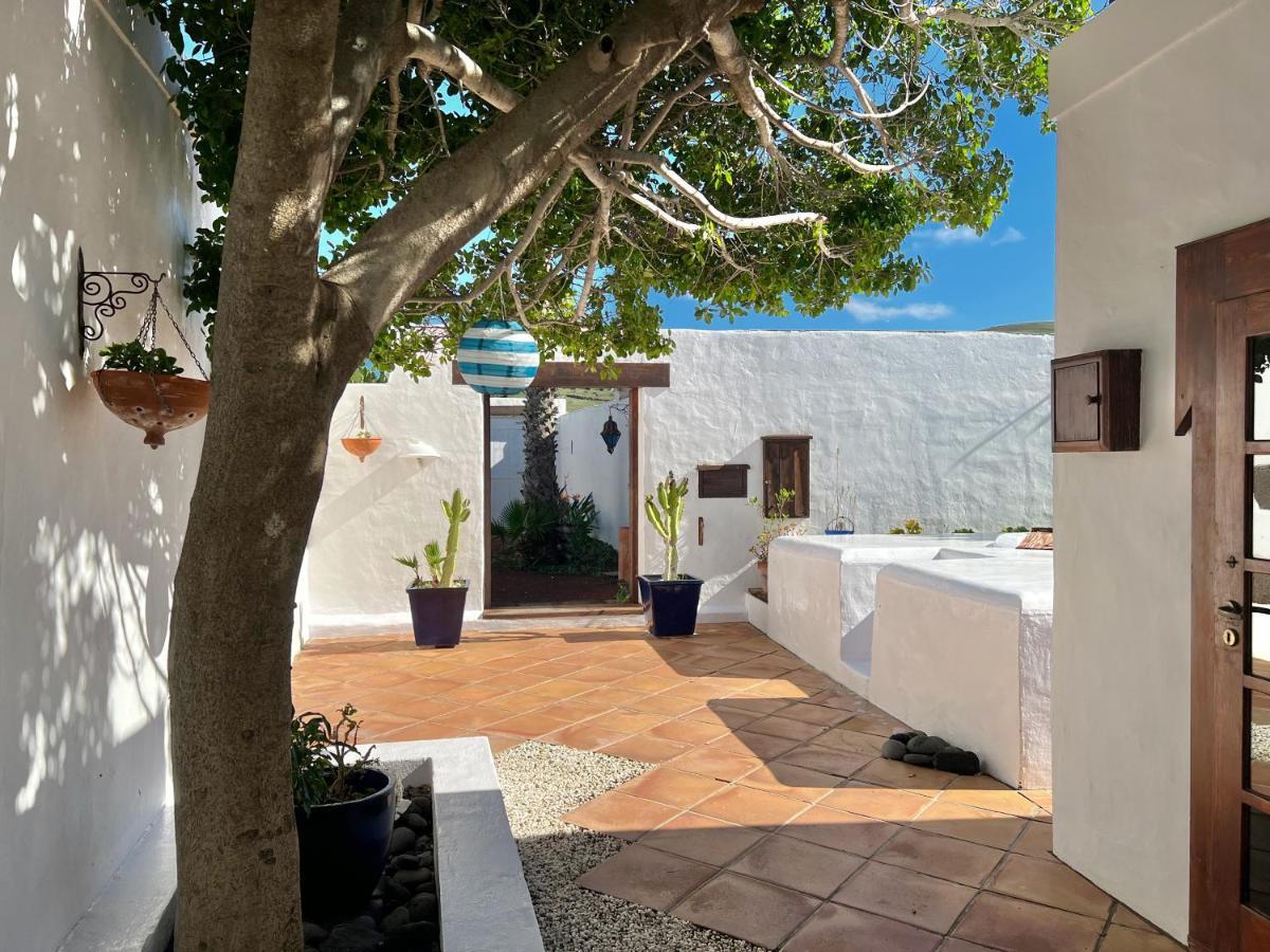 Stylish Getaway With Secluded Patio In Lava Finca Uga Εξωτερικό φωτογραφία